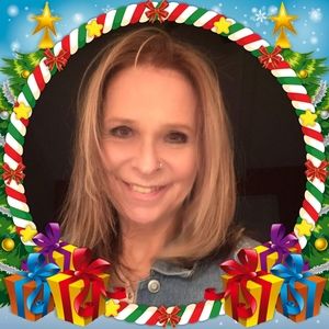 Meet your Posher, Deborah